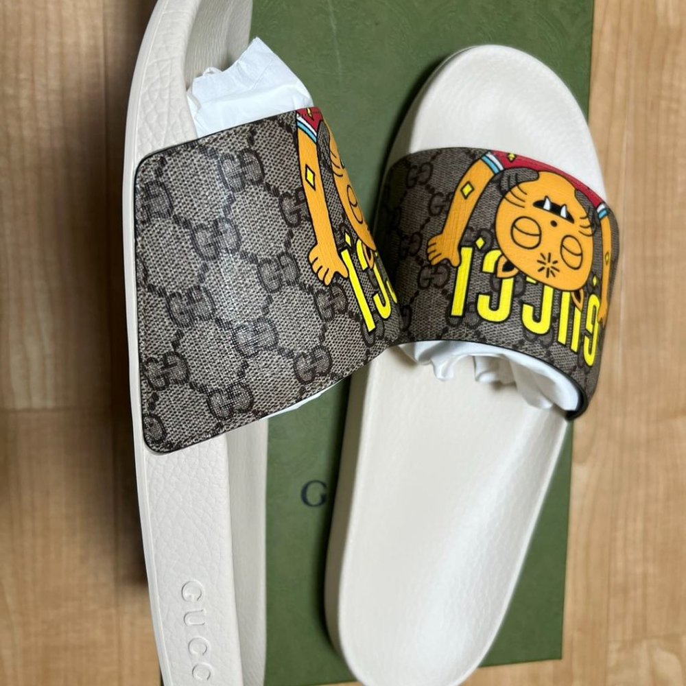 gucci Pablo Delcielo x Gucci GG Supreme Slide 'Cat' - Picture 2 of 7